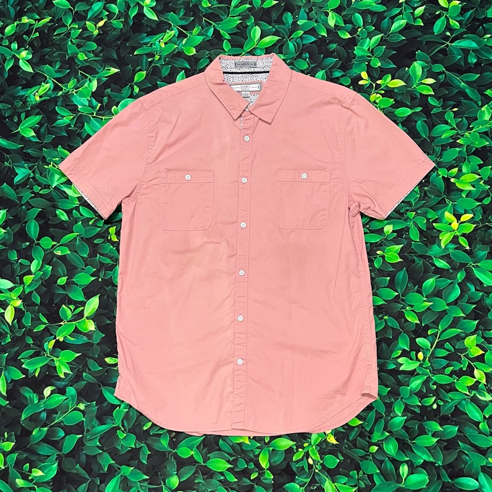 Large Pink PD&C Slim Fit Short Sleeve Shirt. Summer vibes.